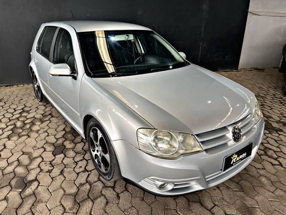 VOLKSWAGEN GOLF 2.0 MI 8V FLEX 4P MANUAL VOLKSWAGEN GOLF 2.0 MI 8V FLEX 4P MANUAL